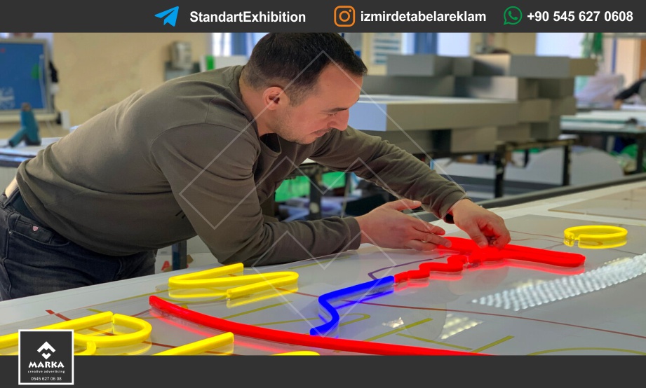 Werbeanlagen Hersteller, werbetafel beleuchtet, beleuchtete werbetafel, elektronische werbetafel, werbetafel außenbereich, werbe schilder, Werbeschilder bestellen, Firmenschild erstellen, Schilderdruck, Acrylschilder, Werbebanner drucken, Werbetafel, Beschilderung, Werbepylon, Plakatdruck, Roll-Up Banner bestellen, 3D Buchstaben Werbung
